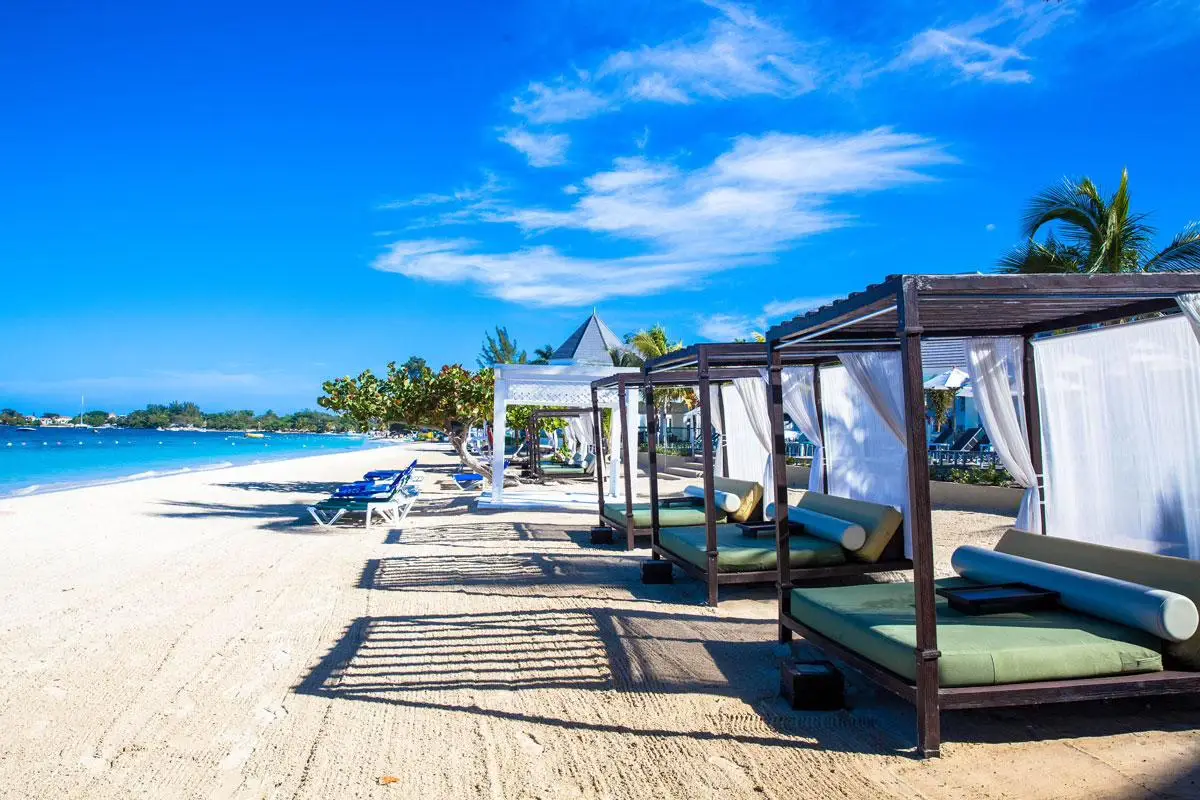 architecture_exterior_azul_beach_negril_1