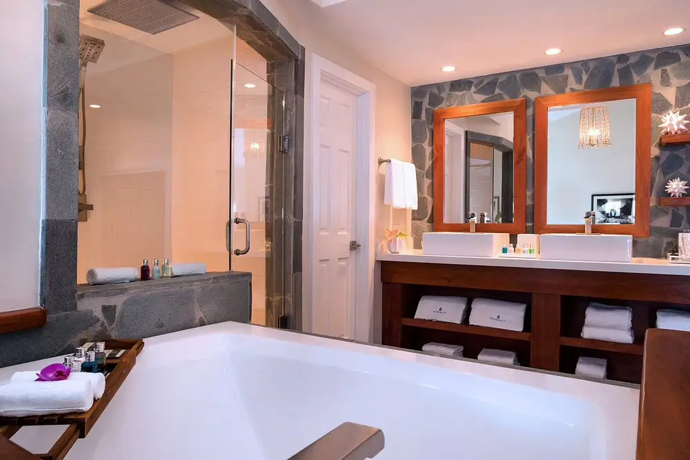 bathroom-in-serenity