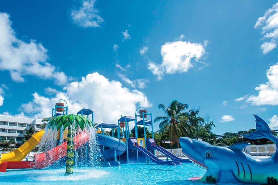 hotel-riu-palace-bavaro-splash-water-world-2_tcm55-212092