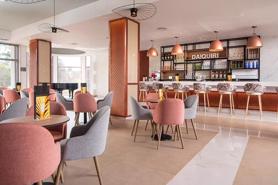 lobby-bar-riu-tropical-bay