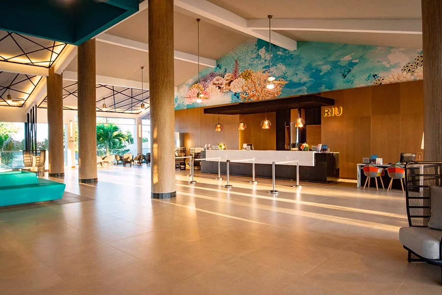 lobby-riu-palace-tropical-bay