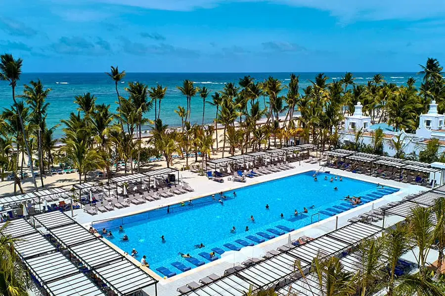 piscina-hotel-riu-palace-punta-cana-2