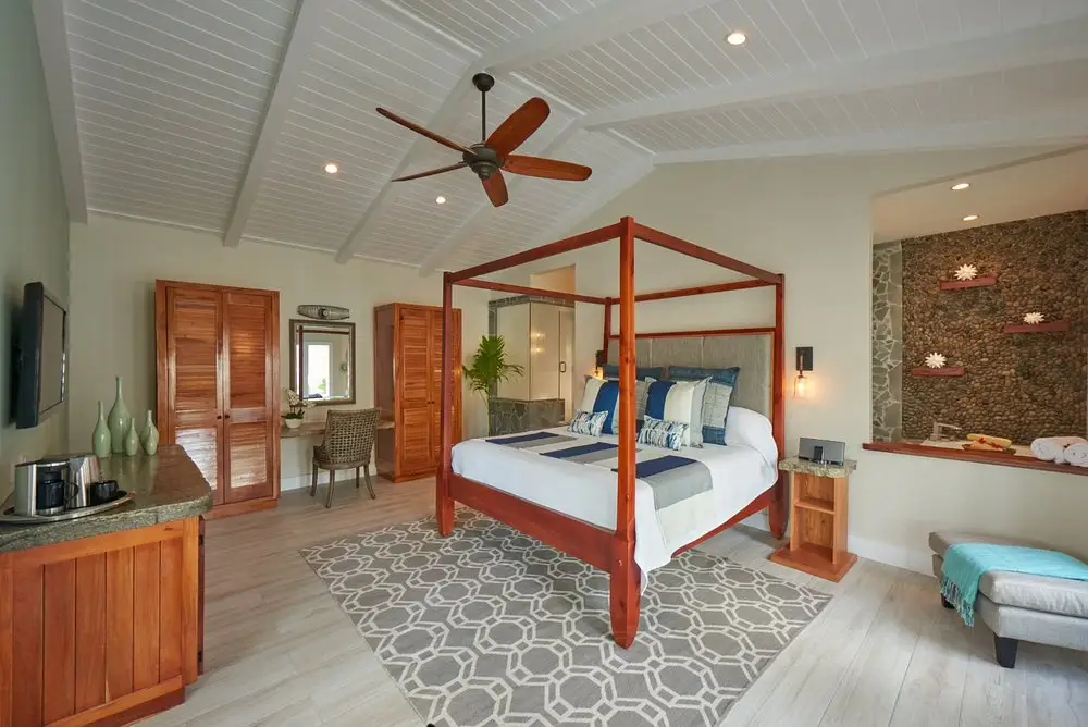 plunge-pool-butler-suite
