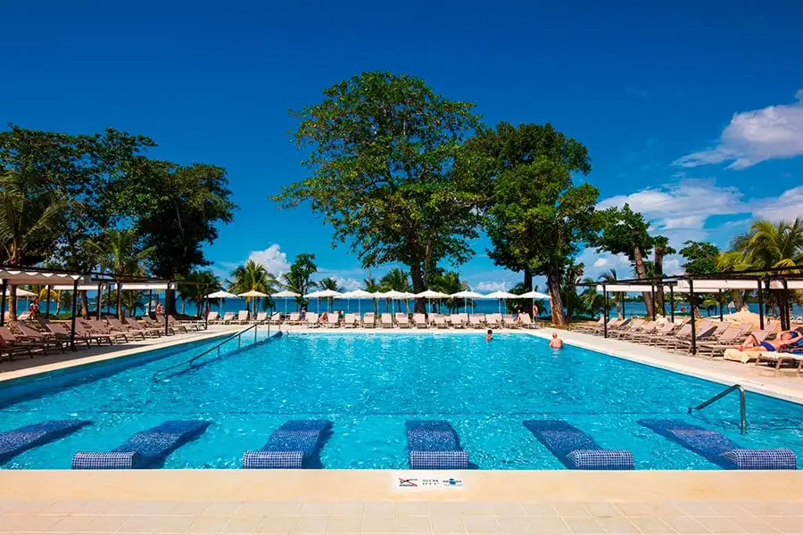 pool-riu-palace-tropical-bay-3