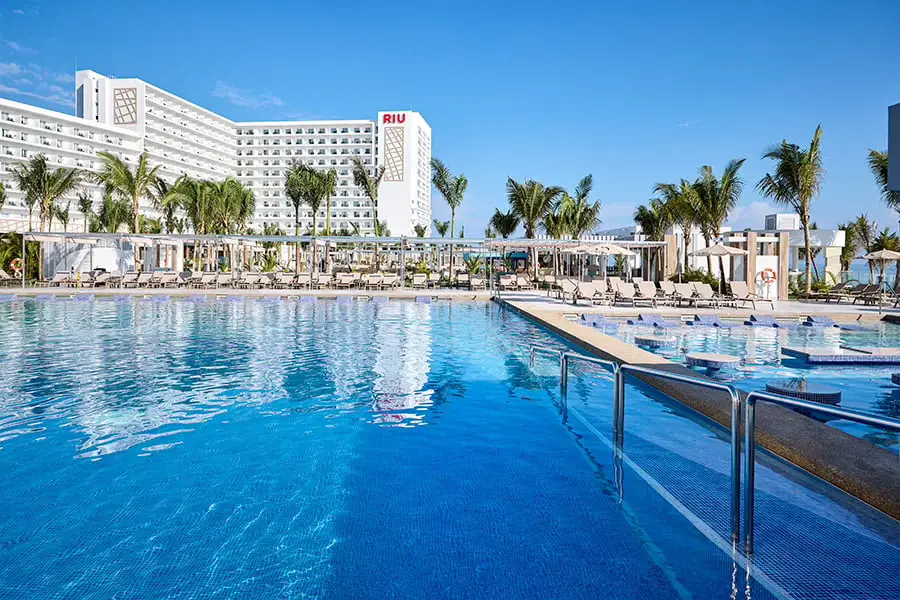 pool-xaq-2