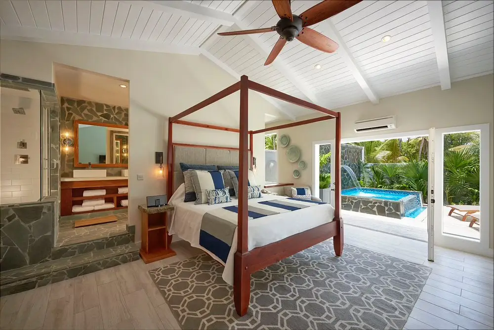 premium-plunge-pool-butler