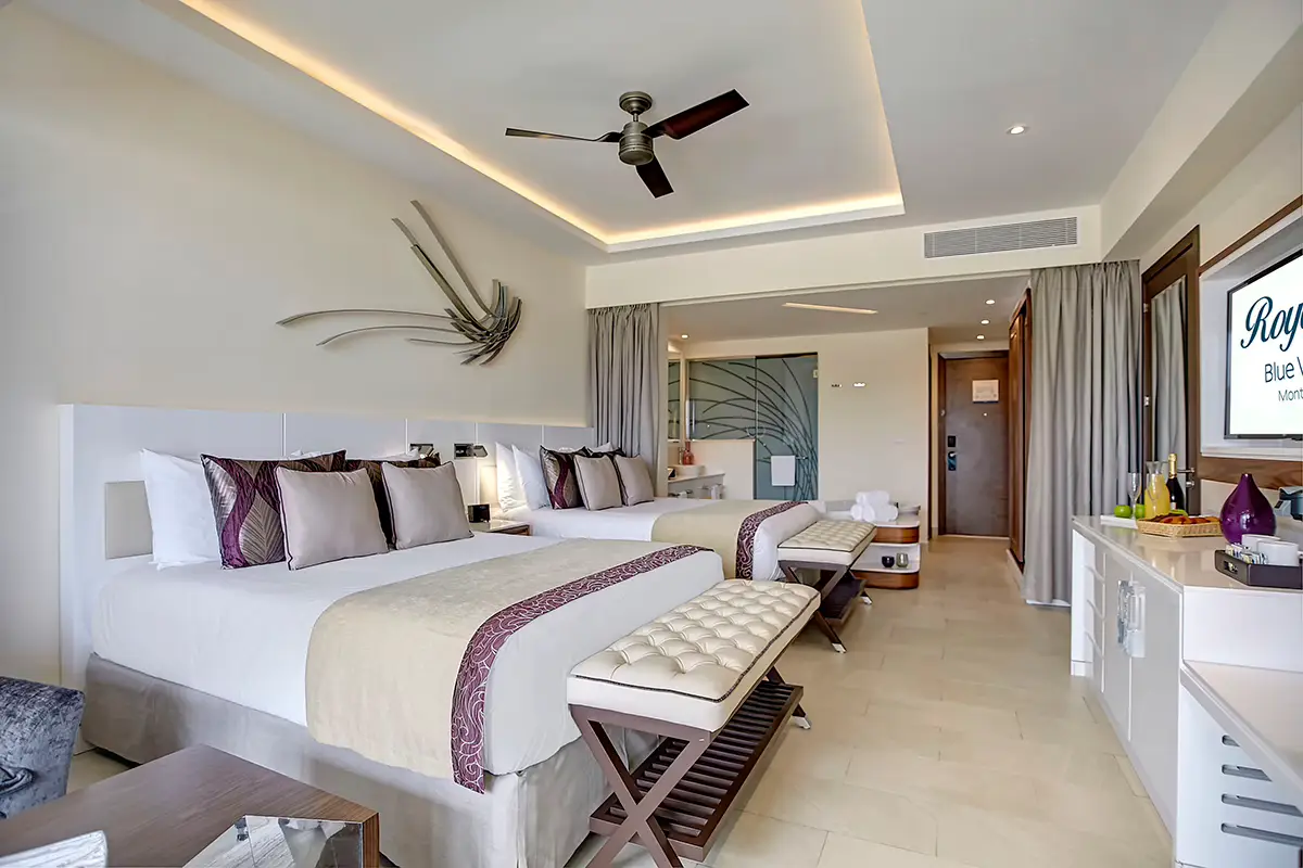rbw_luxury_presidential_one_two_bedroom_suite_dc_lores010-625475febbb74