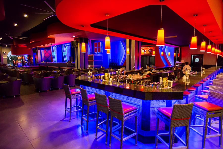 lounge-bar-riu-palace-cabo-san-lucas
