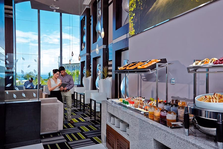 loungebar-riu-palace-costa-rica