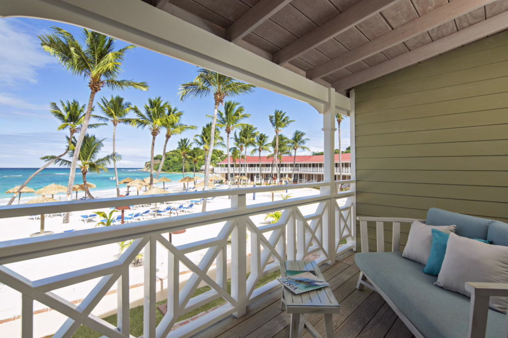 pineapple_beach_club_antigua_beachfront_03-1024x682