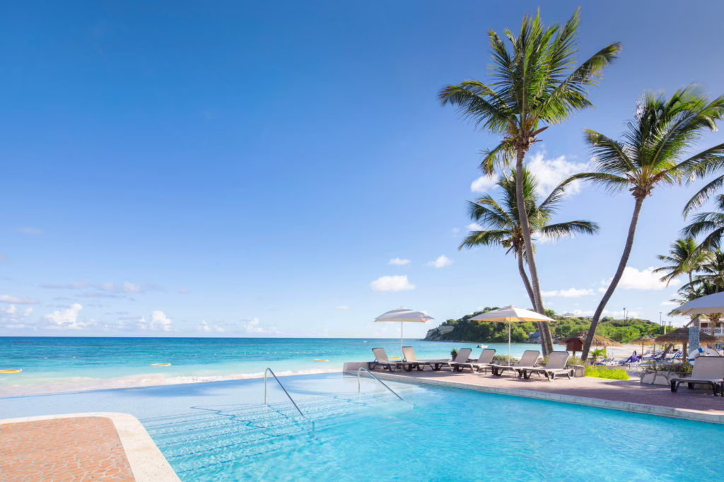 pineapple_beach_club_antigua_infinity_pool_02-1024x682