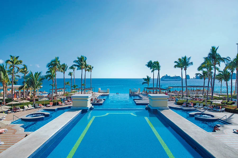 piscina-2-hotel-riu-palace-cabo-san-lucas