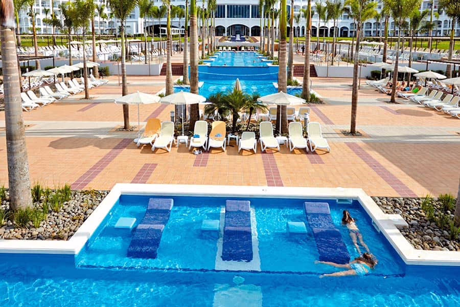 pool-riu-palace-costa-rica