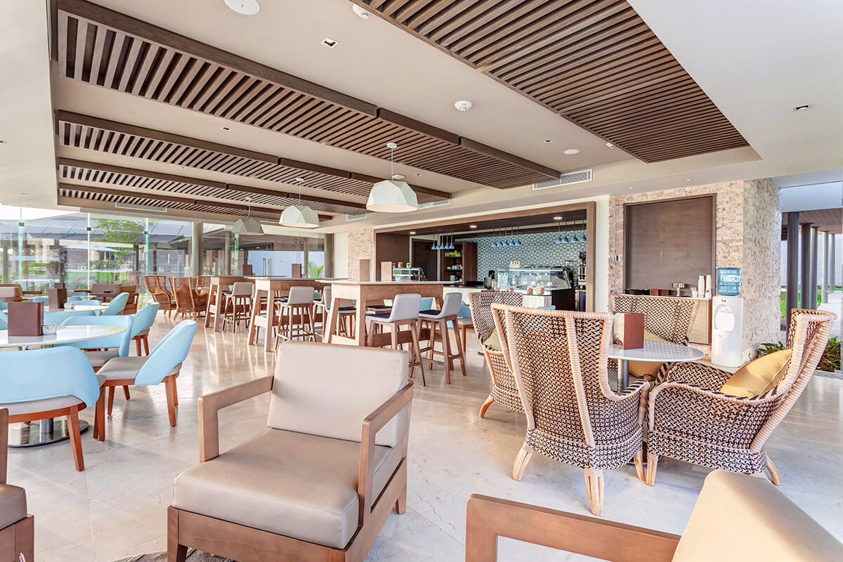 royalton_antigua-16-62570f7d75e70-optimized