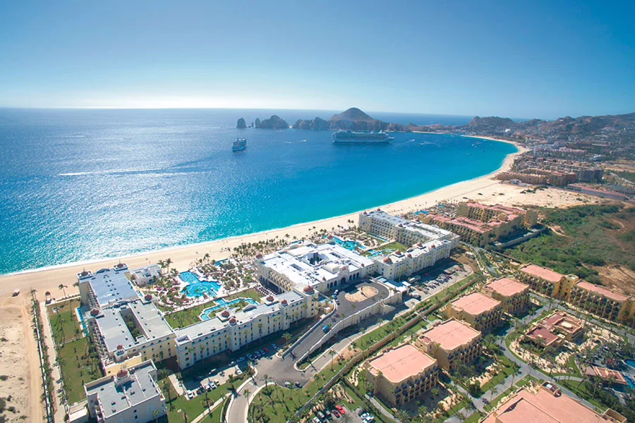 vista-aerea-2-hotel-riu-palace-cabo-san-lucas