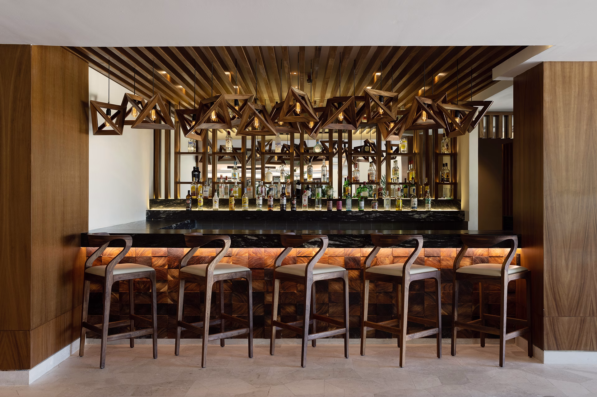 atelier-playa-mujeres-bar-5