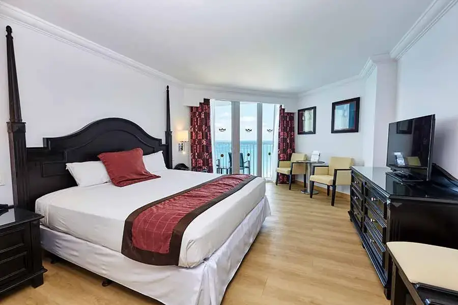 225-Junior-Suite-Ocean-View