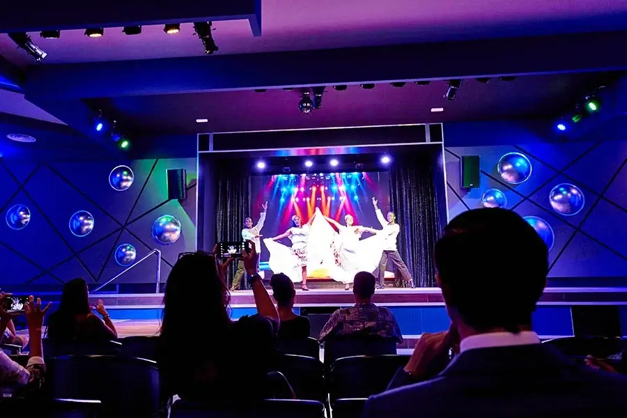 show-riu-paradise-island