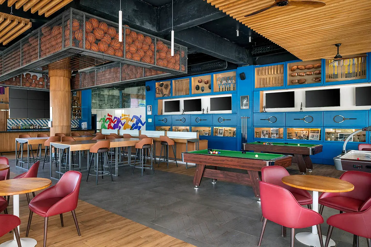 37_OCSSportsBar1