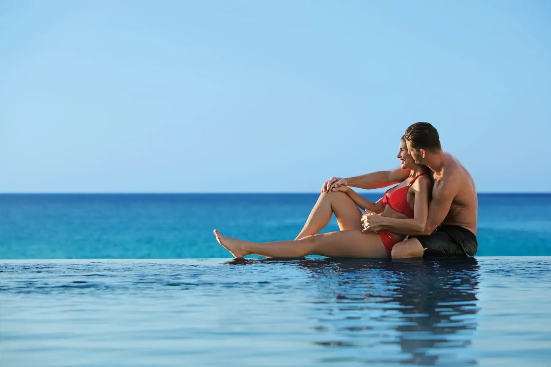 DRELC-EXT-Couple-InfinityPool1-2A-CB