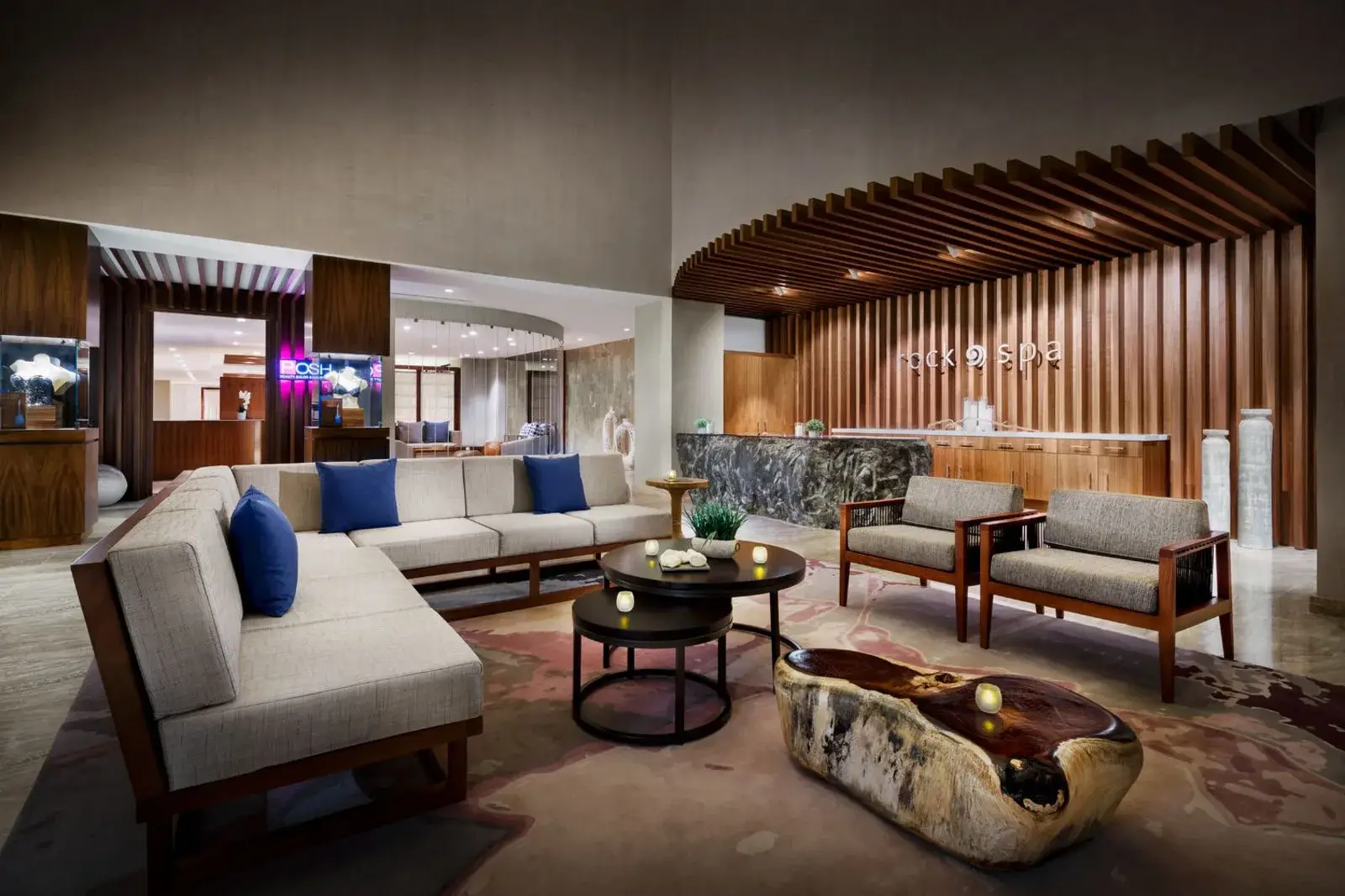 HRHLC_SPA_LOBBY