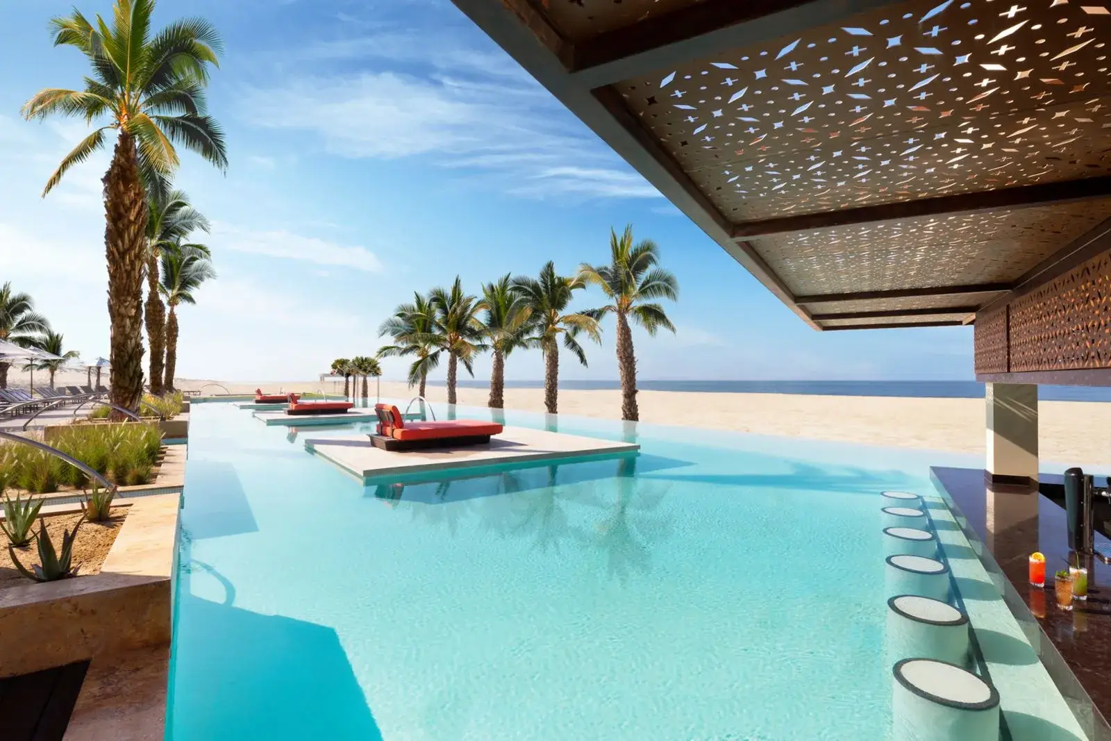 hard-rock-hotel-los-cabos-ocean-front-pool
