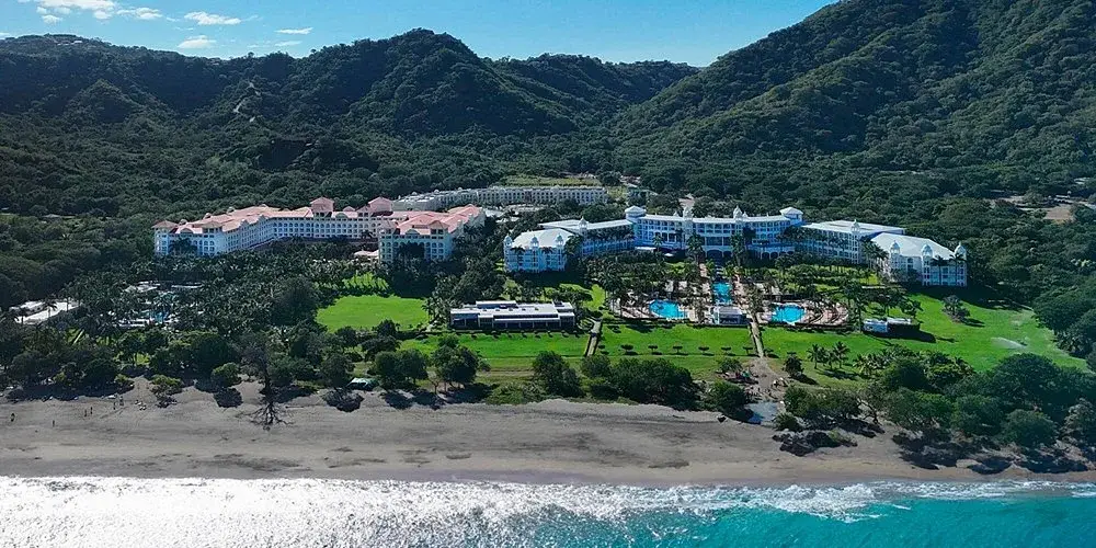 resort-beach-aerial-view