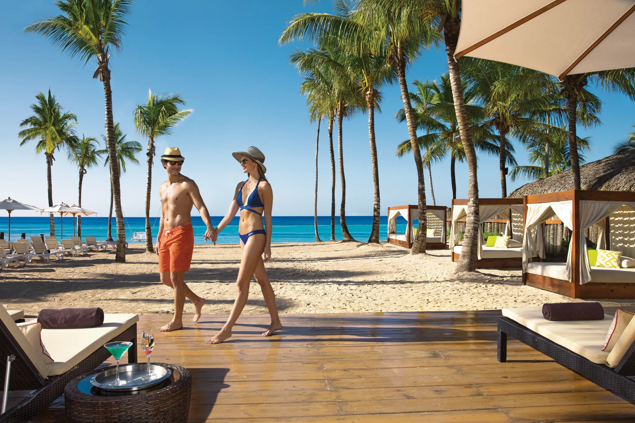 DREDL-Couple-PC-Beach-1A-CB