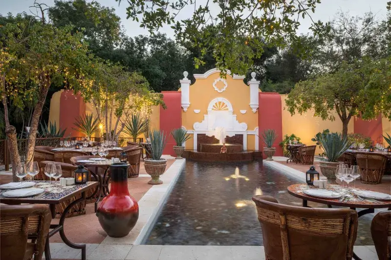 valentinimperialrivieramaya-restaurantelahacienda4527-621bb2284b2431b168d2b93e1a1d9355